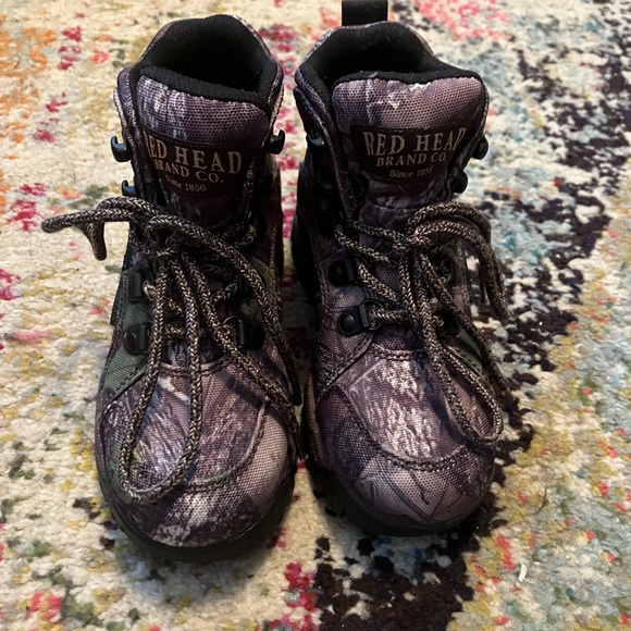 Red Head Camo Waterproof Kids Boots Size 12 - Picture 2 of 4
